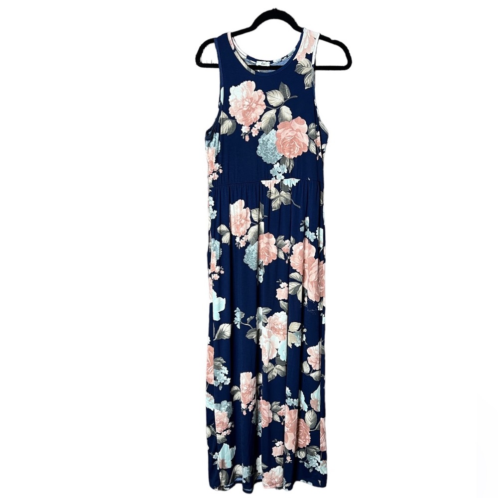 Egy Navy Floral Maxi